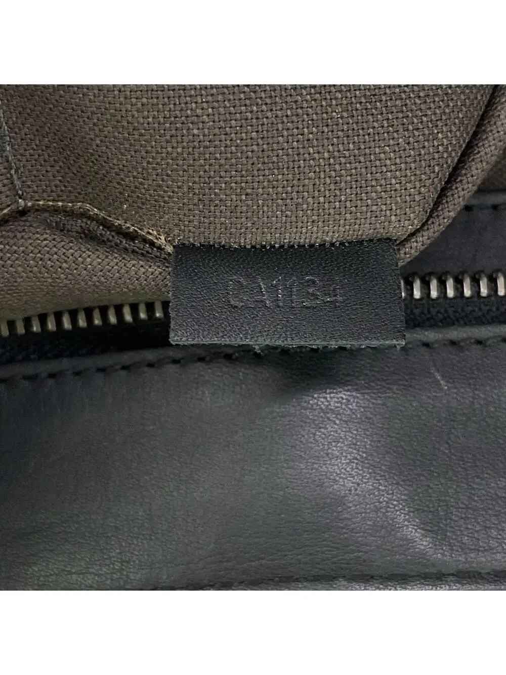 Louis Vuitton Tadao Pm Onyx Damier #277644L14B